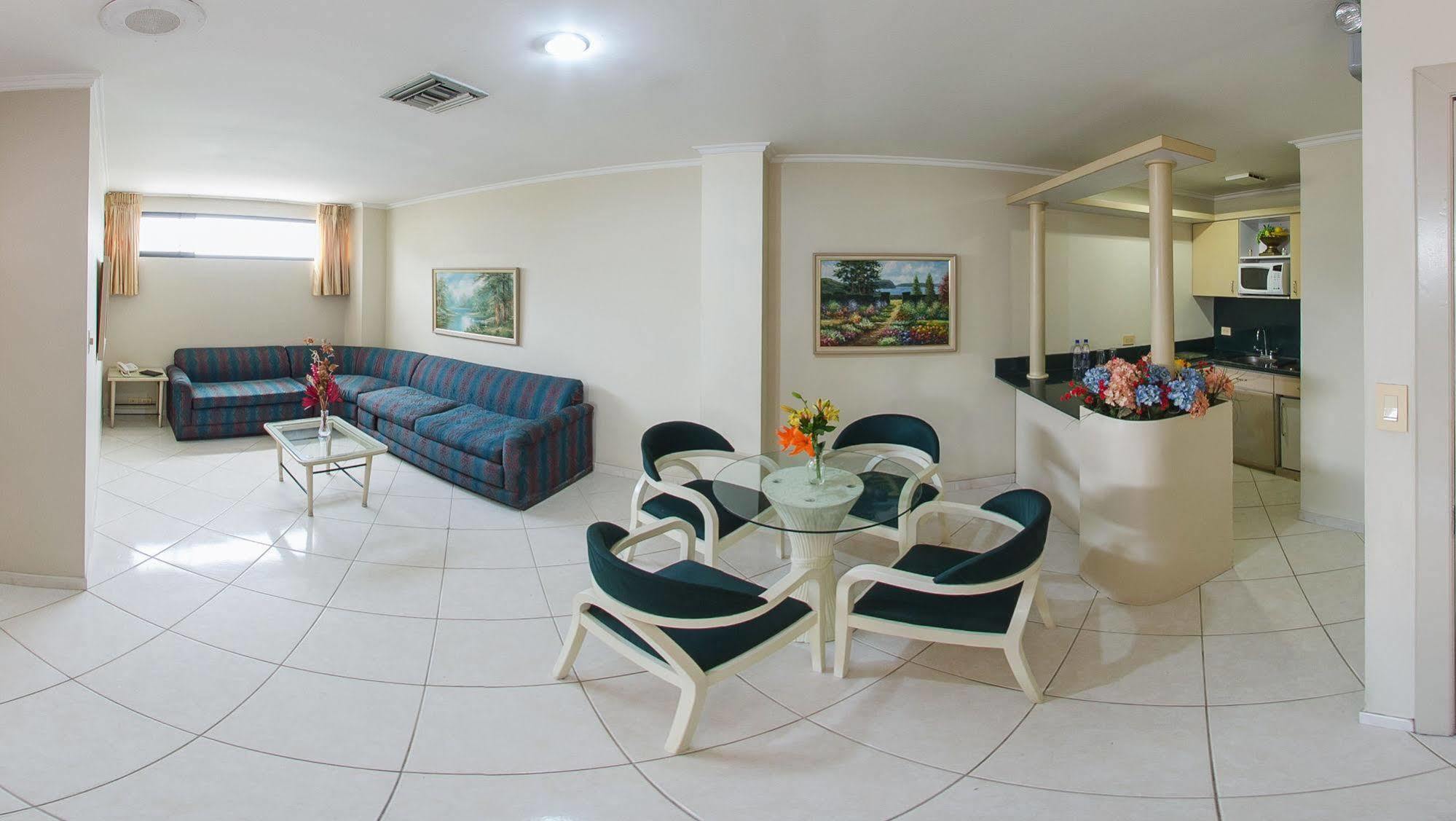 Apart Hotel Kennedy Guayaquil Exterior foto
